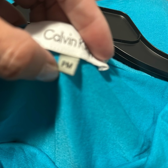 Calvin Klein - Picture 2 of 3